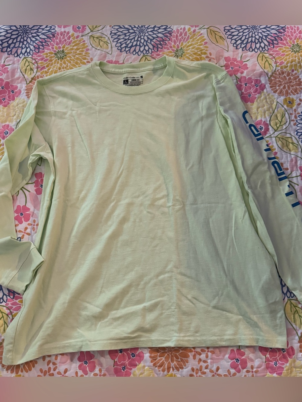 Women’s large long sleeve Carhartt tshirt
